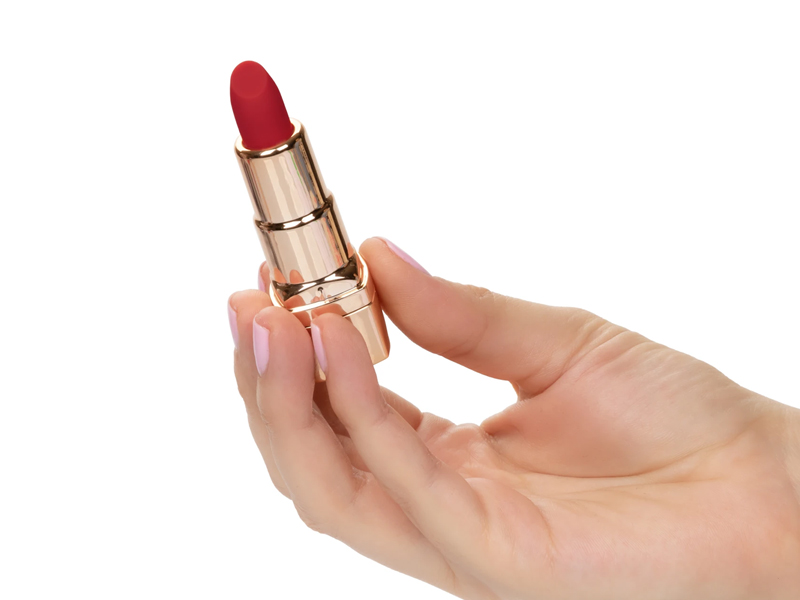 lipstick-vibrador-calexotics-hand